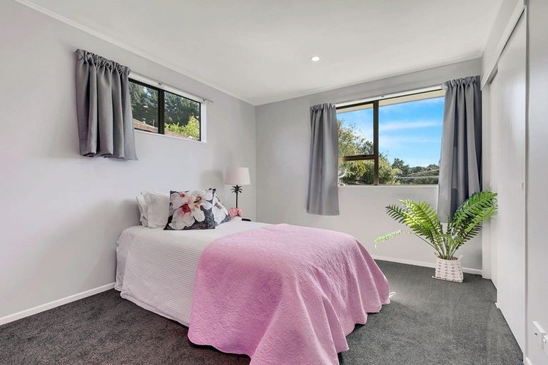 Photo of property in 21 The Mainsail, Whitby, Porirua, 5024