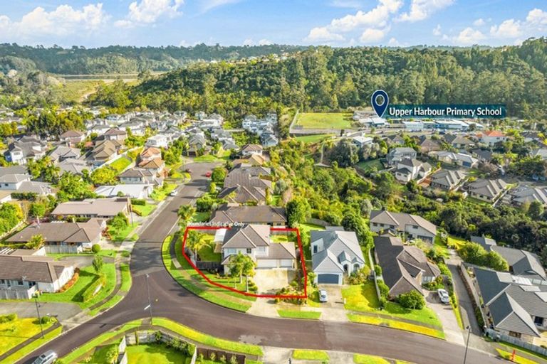 Photo of property in 51 William Gamble Drive, Greenhithe, Auckland, 0632