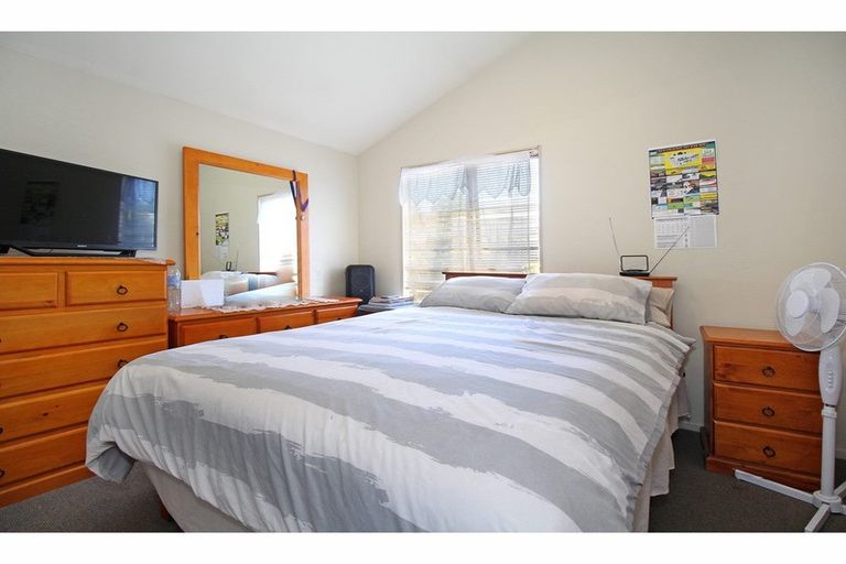 Photo of property in 11/42a Park Avenue, Papatoetoe, Auckland, 2025