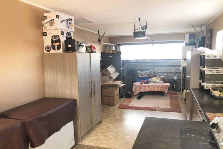 Photo of property in 1/12 Pukeko Place, Papatoetoe, Auckland, 2025
