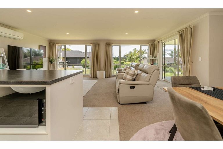 Photo of property in 32 Aranga Road, Kerikeri, 0230