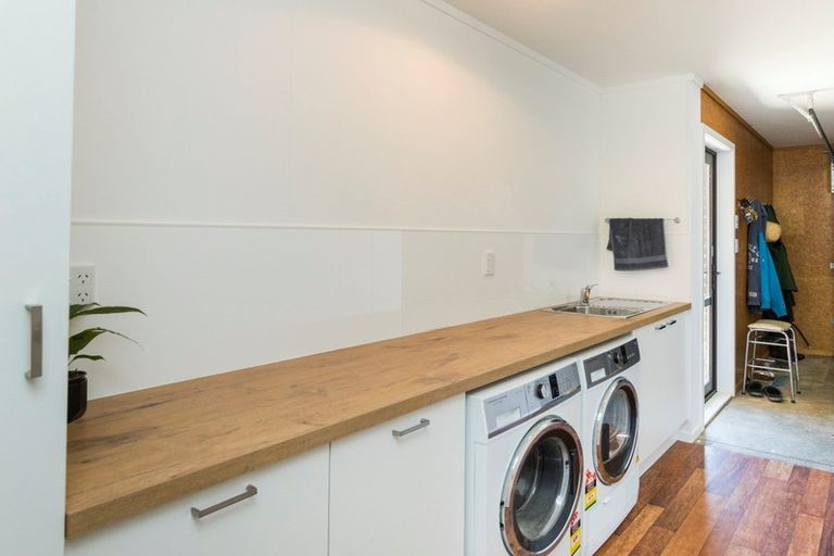 Photo of property in 707 Aranui Road, Kairanga, Palmerston North, 4475