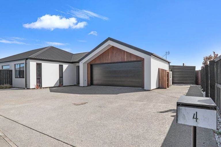 Photo of property in 4 Roles Way, Rolleston, 7615