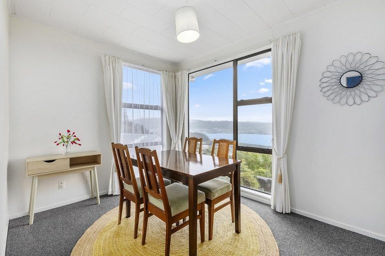 Photo of property in 128 Conclusion Street, Ascot Park, Porirua, 5024