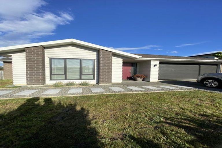 Photo of property in 13 John Burke Drive, Aotea, Porirua, 5024