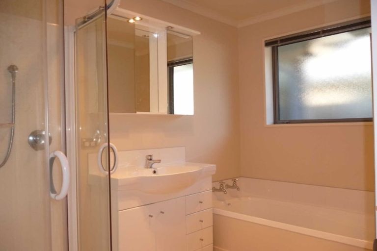 Photo of property in 27a Estuary Road, New Brighton, Christchurch, 8061