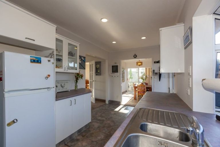 Photo of property in 13 Rangiatea Street, Paraparaumu Beach, Paraparaumu, 5032