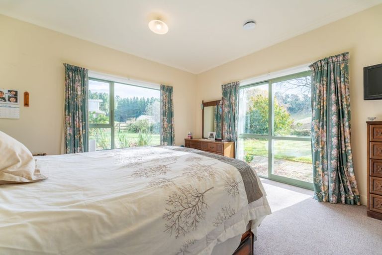 Photo of property in 284 Broad Gully Road, Morven, Waimate, 7979