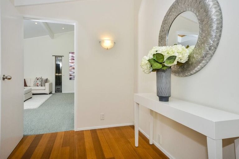 Photo of property in 17 Carina Crescent, Torbay, Auckland, 0630