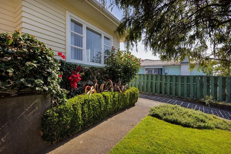 Photo of property in 3 Watene Crescent, Waitara, 4320