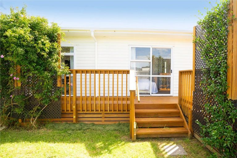 Photo of property in 37 Shoemaker Road, Waipu, 0510
