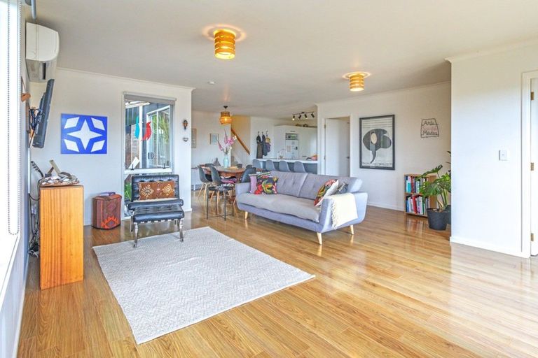 Photo of property in 29 Tairua Heights, Tairua, 3508