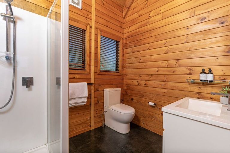 Photo of property in 261 Great North Road, Henderson, Auckland, 0612