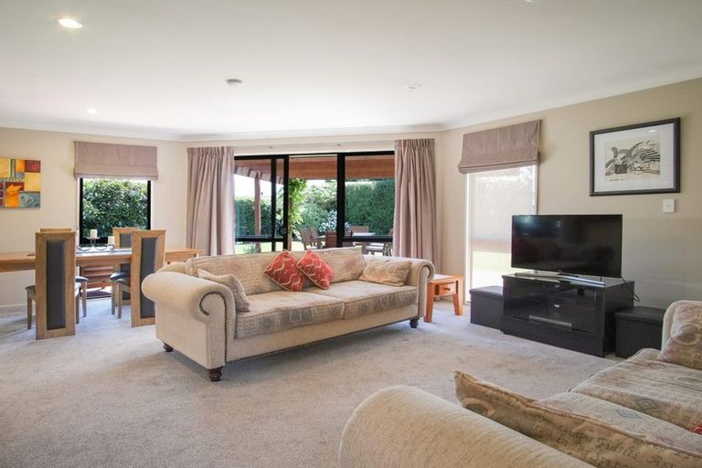 Photo of property in 142 Rangiora Woodend Road, Woodend, 7610