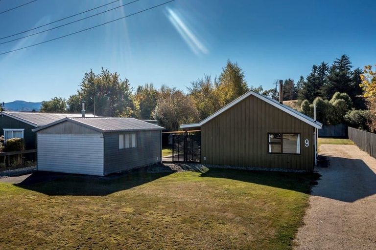 Photo of property in 9 Balmoral Street, Waiau, 7332