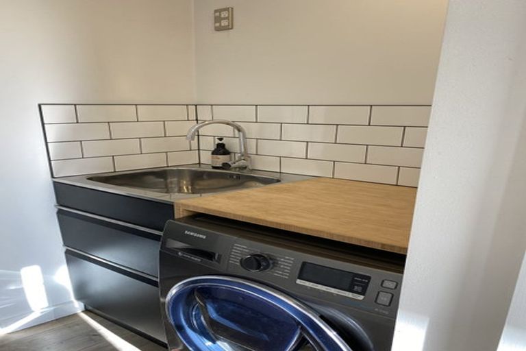 Photo of property in 5 Birchs Road, Prebbleton, 7604