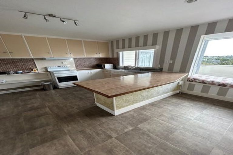 Photo of property in 22 Monarch Avenue, Hillcrest, Auckland, 0627