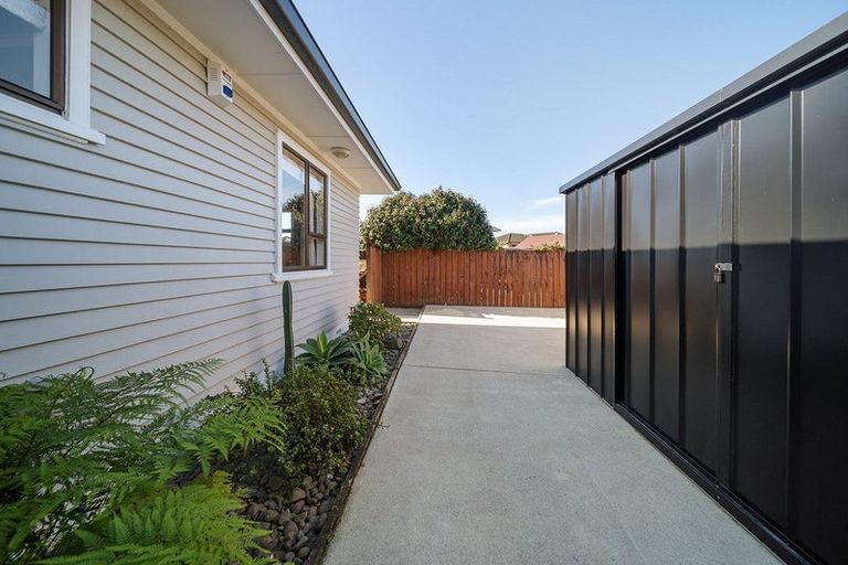 Photo of property in 169 Welcome Bay Road, Welcome Bay, Tauranga, 3112