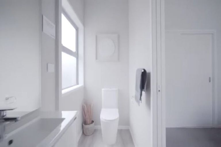 Photo of property in 84a Queens Road, Glen Avon, New Plymouth, 4312