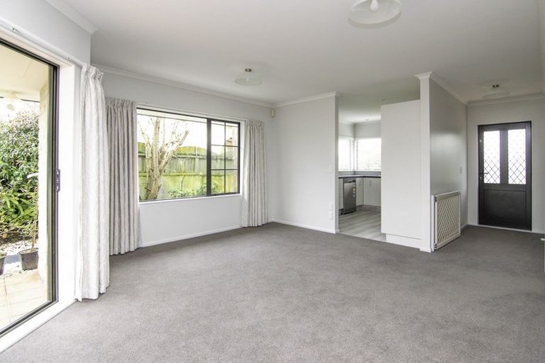 Photo of property in 15a Moyne Avenue, Milson, Palmerston North, 4414
