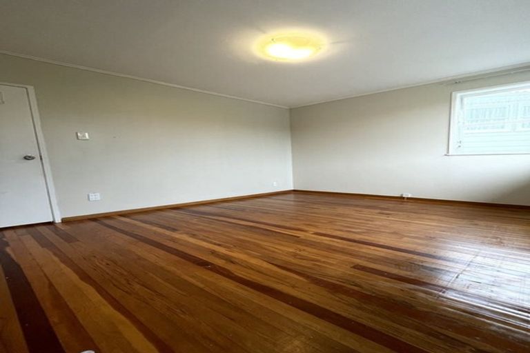 Photo of property in 221/19 Downing Street, Glenfield, Auckland, 0629