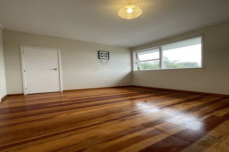 Photo of property in 221/19 Downing Street, Glenfield, Auckland, 0629