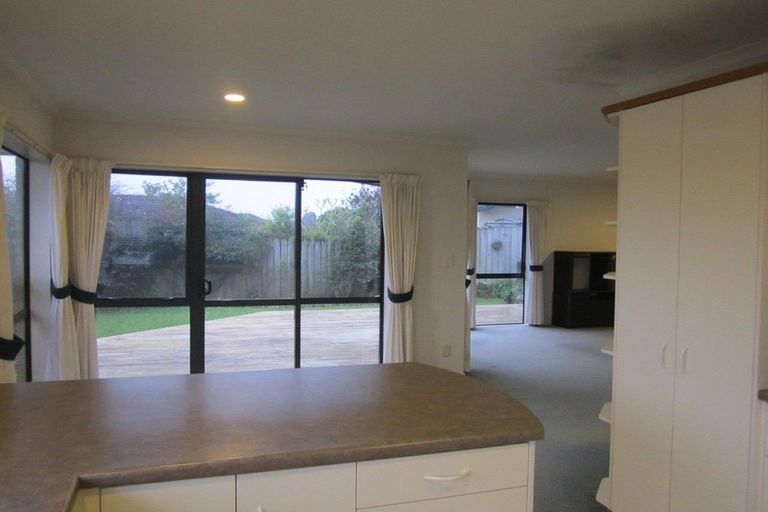 Photo of property in 128 Kilkenny Drive, East Tamaki Heights, Auckland, 2016
