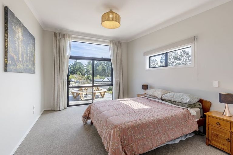 Photo of property in 71 John Norrie Place, Motuoapa, 3382