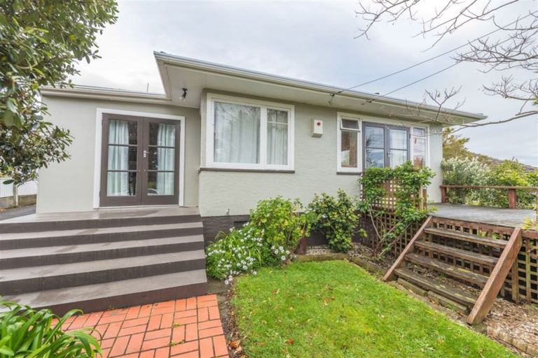 Photo of property in 7 East Way, Durie Hill, Whanganui, 4500