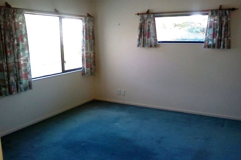 Photo of property in 98b Cortina Avenue, Johnsonville, Wellington, 6037