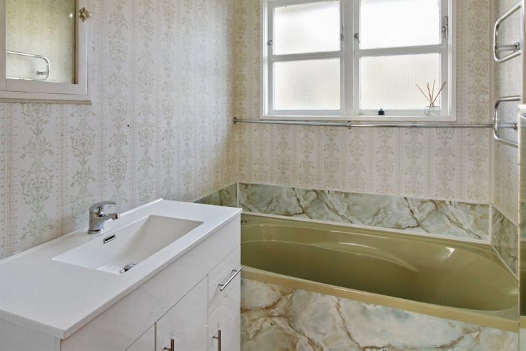 Photo of property in 23 Gorton Street, Bulls, 4818