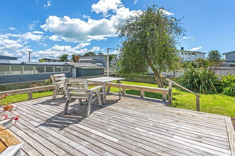 Photo of property in 18 Tatahi Street, Te Puru, Thames, 3575
