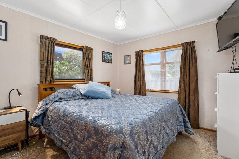Photo of property in 9 Iti Street, Otaki, 5512