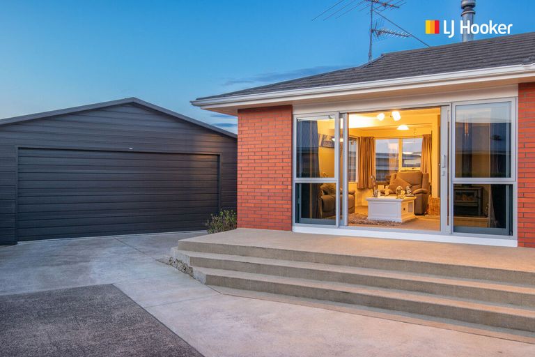 Photo of property in 38 Doon Street, Mosgiel, 9024