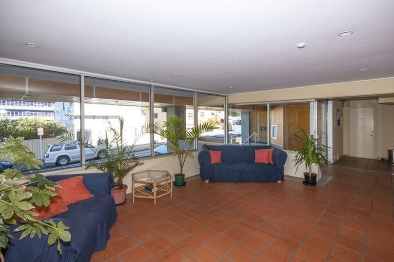 Photo of property in Capital Hill Apartments, 11/54 Hill Street, Thorndon, Wellington, 6011