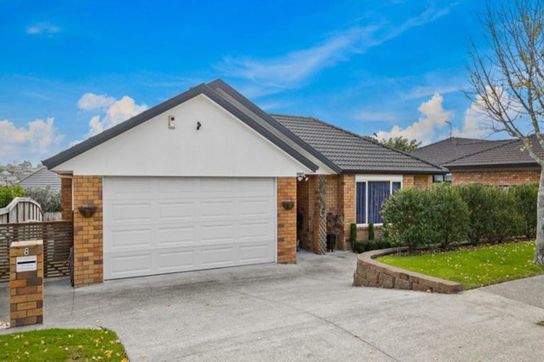Photo of property in 8 Toledo Avenue, Henderson, Auckland, 0612