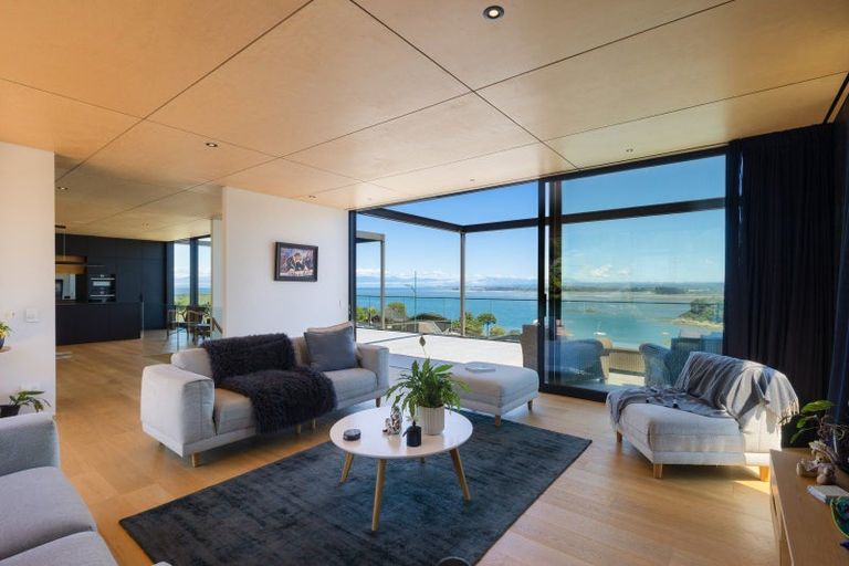 Photo of property in 21 Talisman Heights, Kaiteriteri, Motueka, 7197