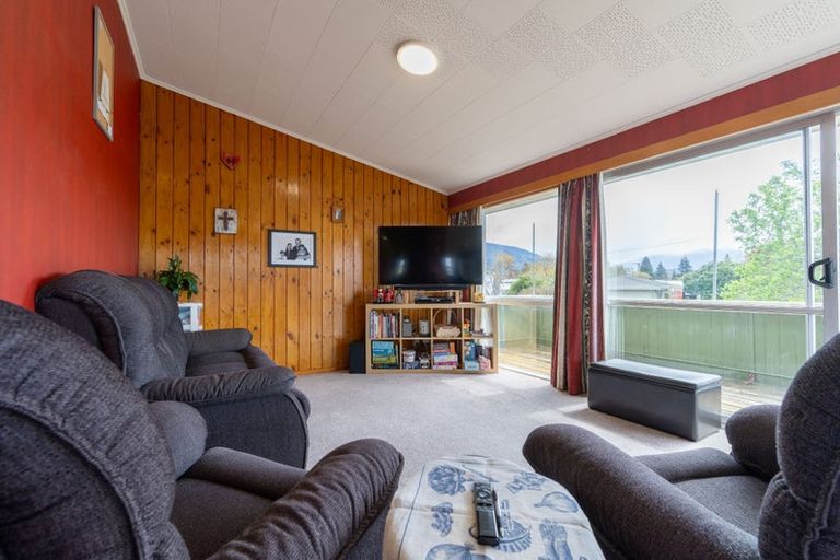 Photo of property in 30 Moana Crescent, Te Anau, 9600