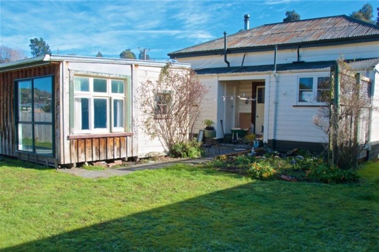 Photo of property in 32 Linnet Street, Taihape, 4720