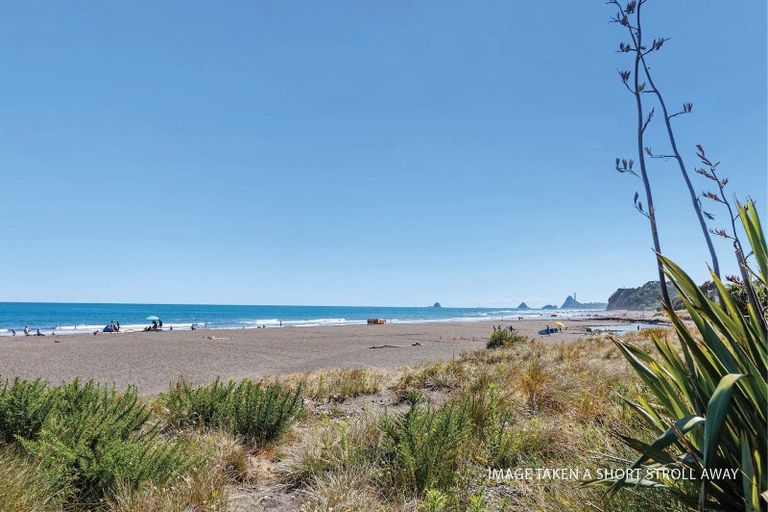 Photo of property in 45 Mcfarlane Street, Oakura, 4314