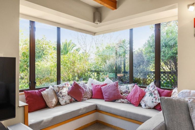 Photo of property in 22 Toop Street, Havelock North, 4130