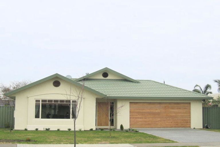 Photo of property in 77 Kensington Drive, Taradale, Napier, 4112