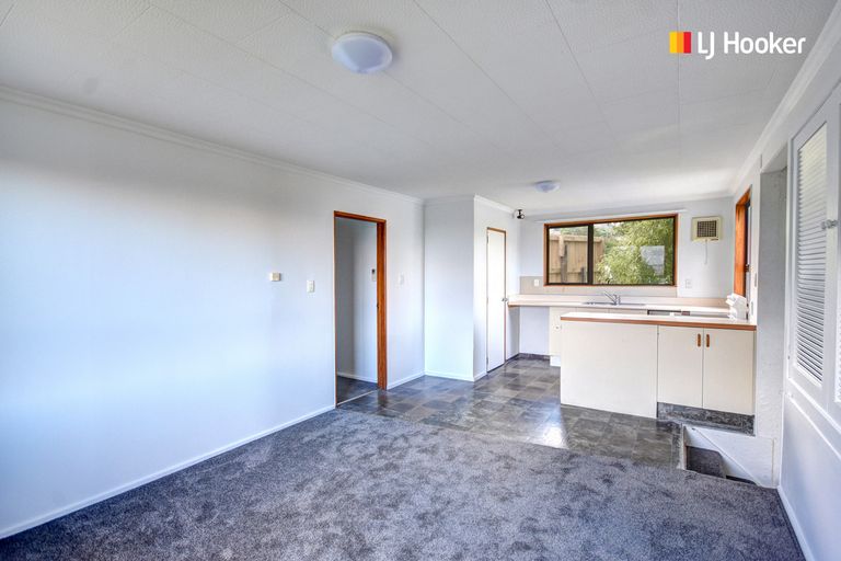 Photo of property in 9 Junction Road, Ravensbourne, Dunedin, 9022