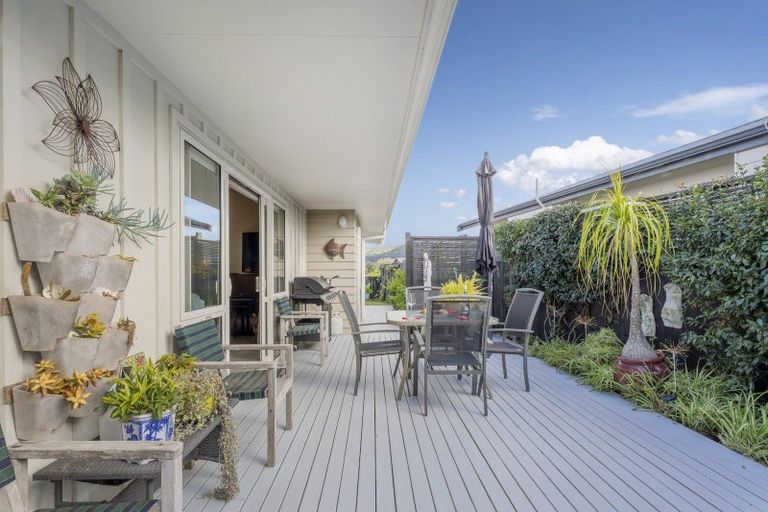 Photo of property in 19 Carina Way, Whitianga, 3510