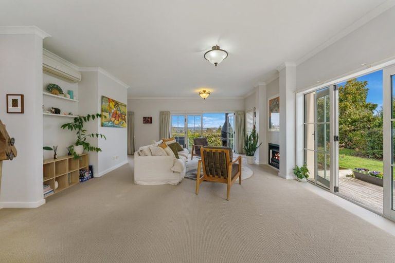 Photo of property in 18 Chateau Crescent, Rangatira Park, Taupo, 3330