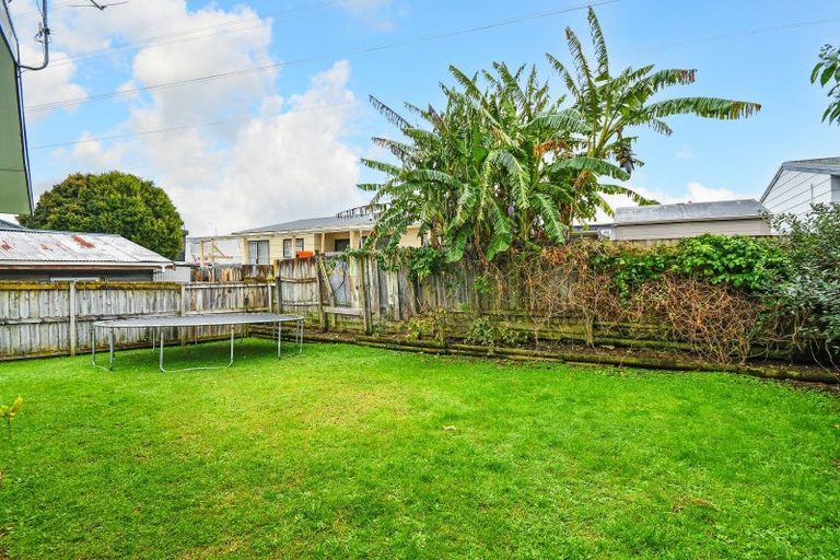 Photo of property in 31 Takanini Road, Takanini, 2112