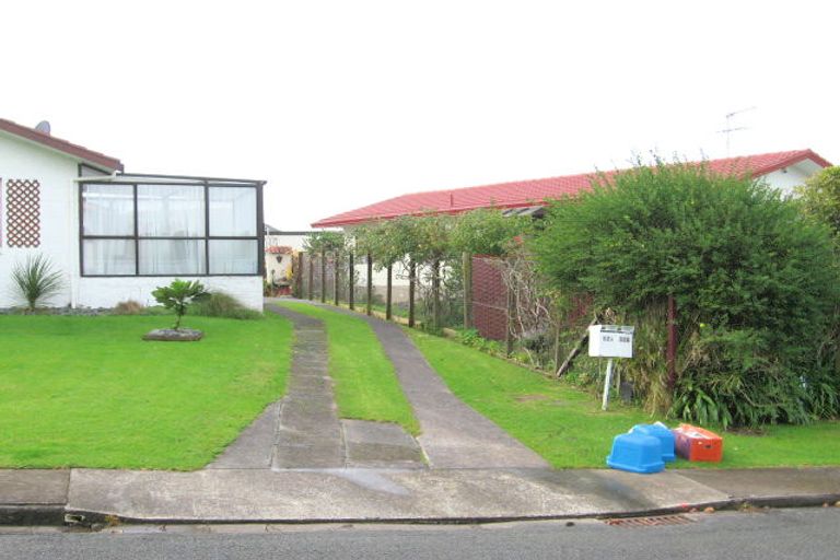 Photo of property in 52a Albatross Road, Red Beach, 0932