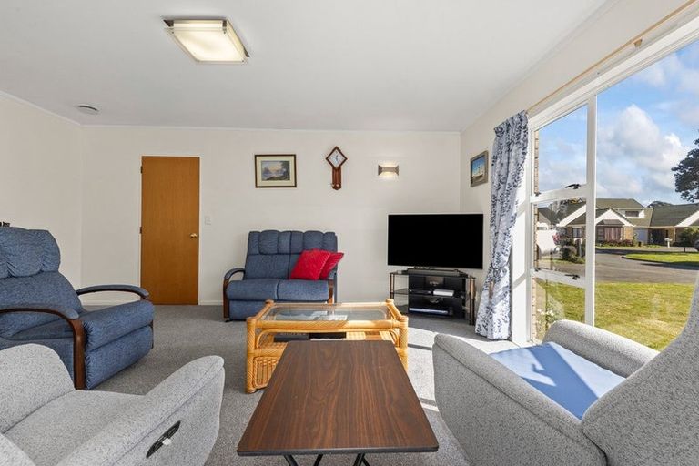 Photo of property in 12 Manly Garden, Paraparaumu Beach, Paraparaumu, 5032
