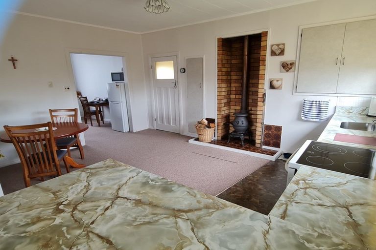 Photo of property in 20 Bentham Street, Westport, 7825