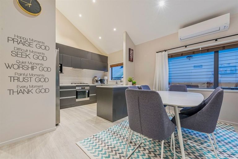 Photo of property in 7 Weta Road, Hobsonville, Auckland, 0616